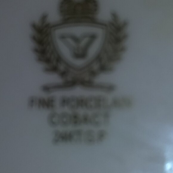 Fine Porcelain Cobalt Tea Pot. - Picture 6 of 6